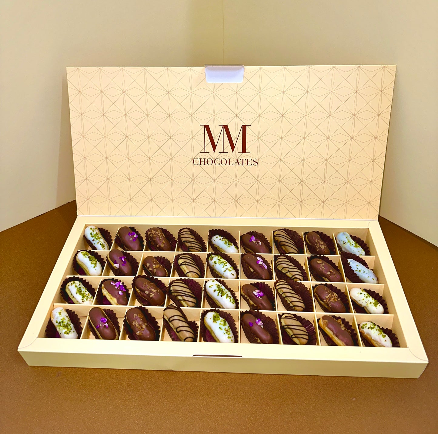 Eclairs Pistache – 36 Pieces